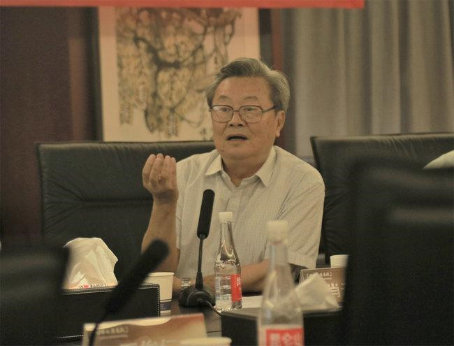 《东方新传奇》来辉武纪录电影创作研讨会在亚玄集团举行8